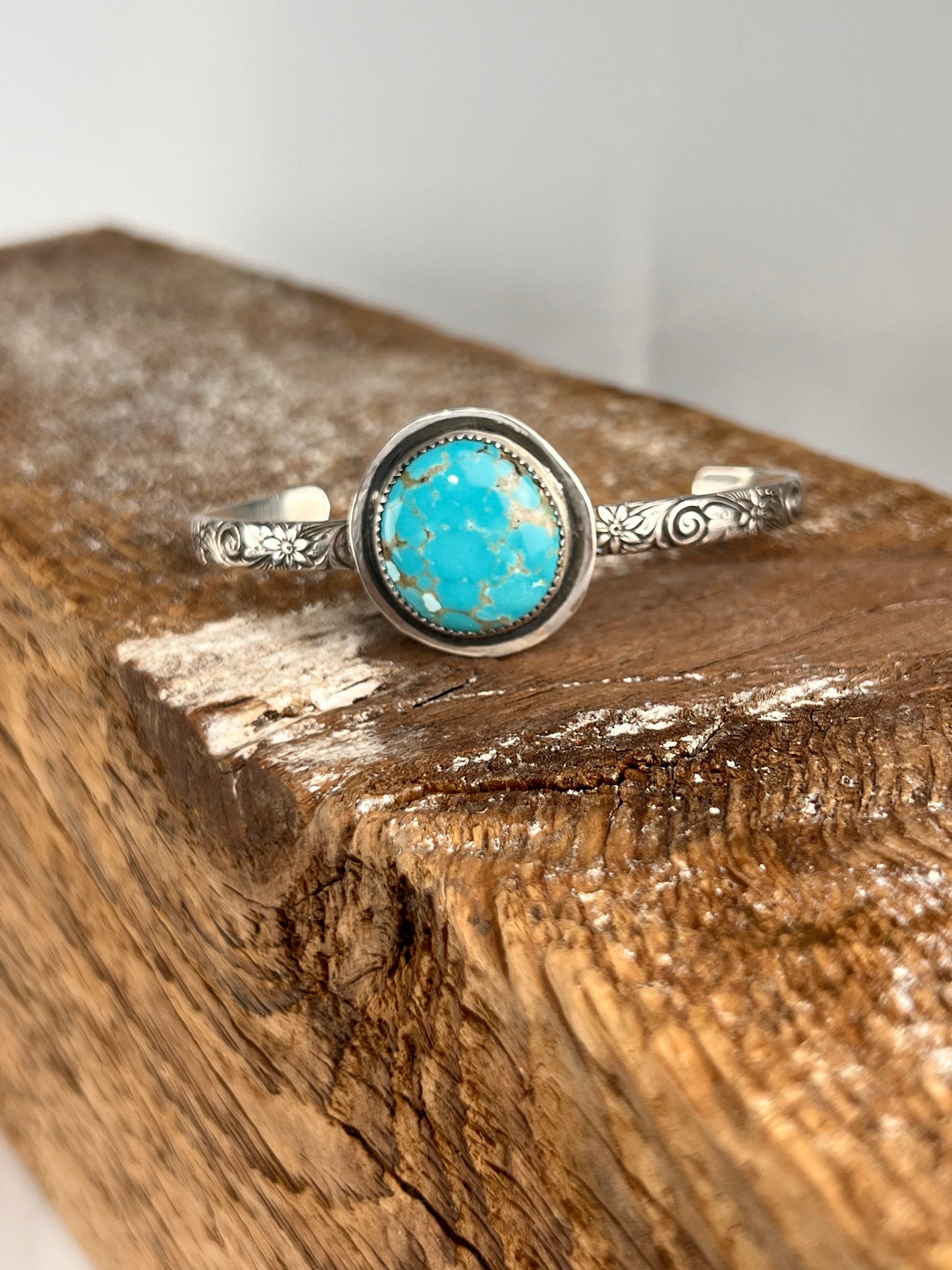 Round Turquoise Floral Wire Cuff - Sm/Med