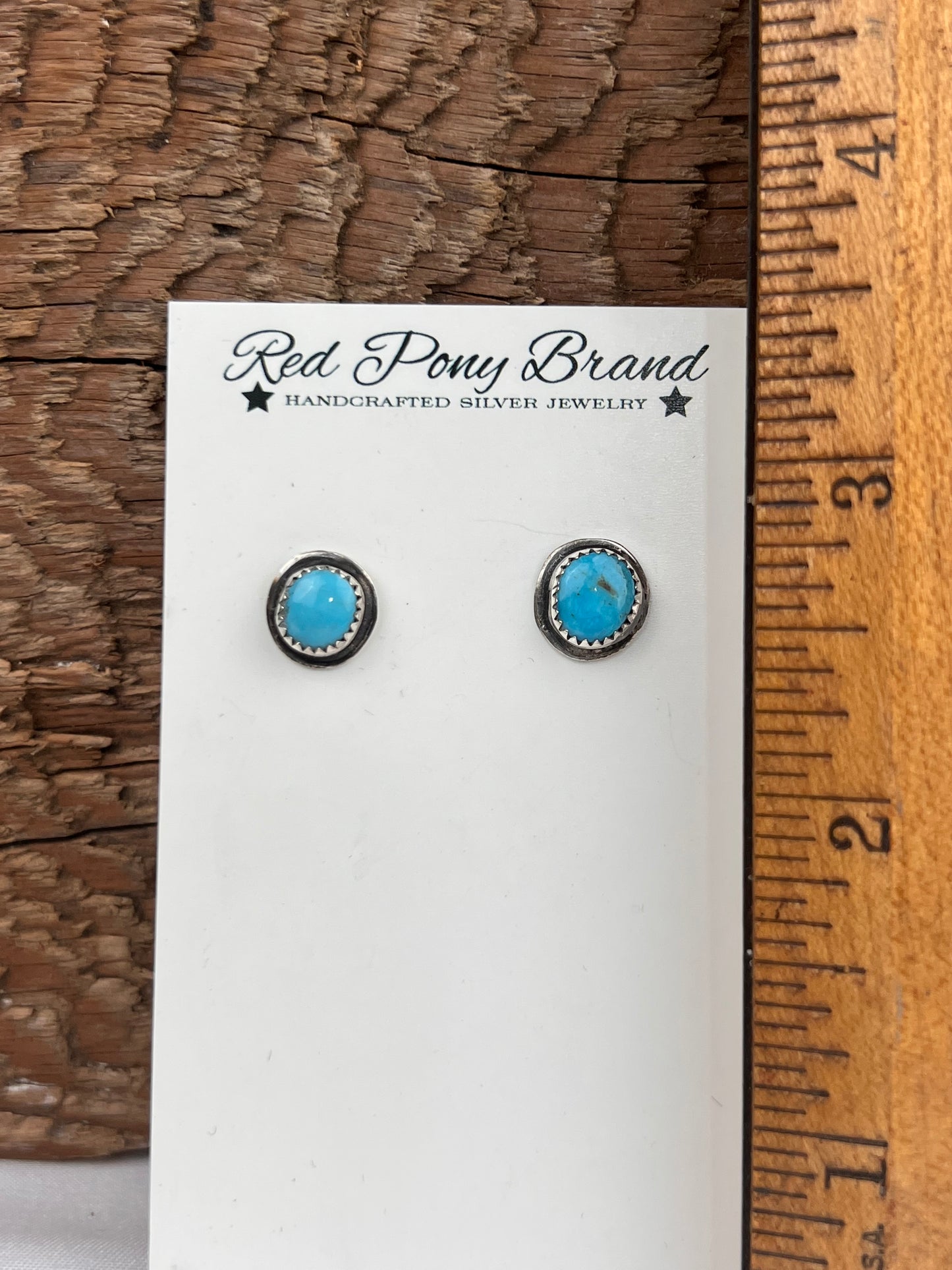 Narrow Picture frame turquoise studs - Round