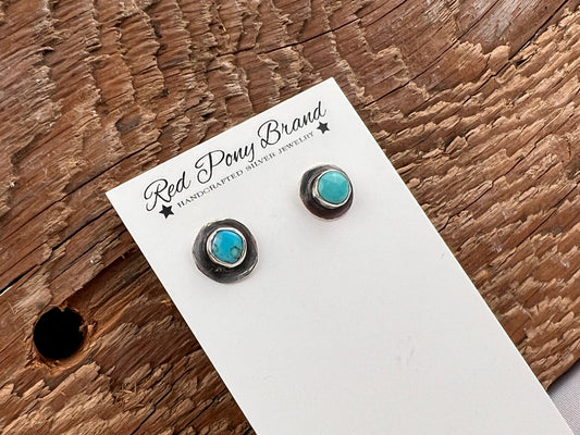 Wide Picture frame turquoise studs - Round